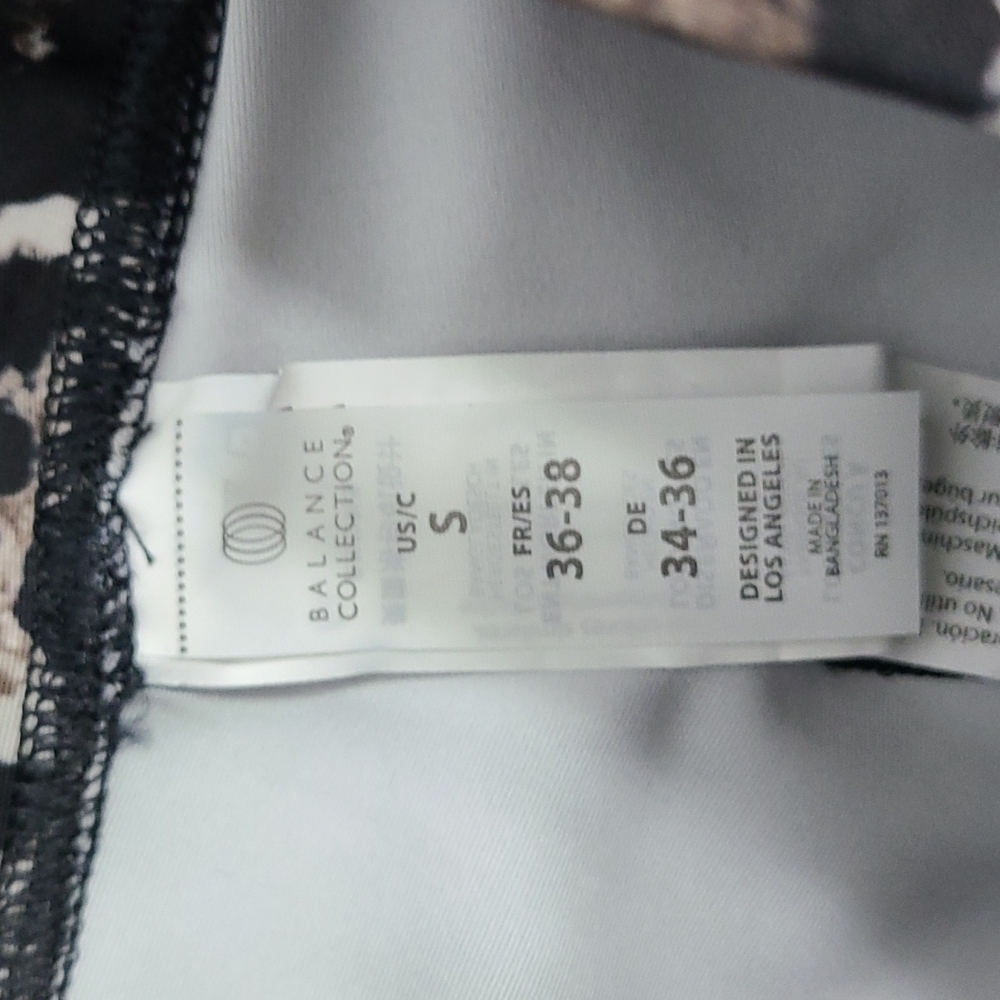 Balance Collection Leopard Print Activewear Set - Small - Picture 6 of 8